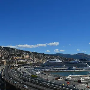 La Lanterna Genua